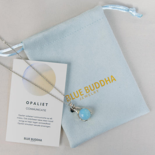 Opalite Embrace Halskette Silber