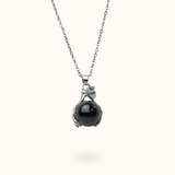 Onyx Embrace Halskette Silber