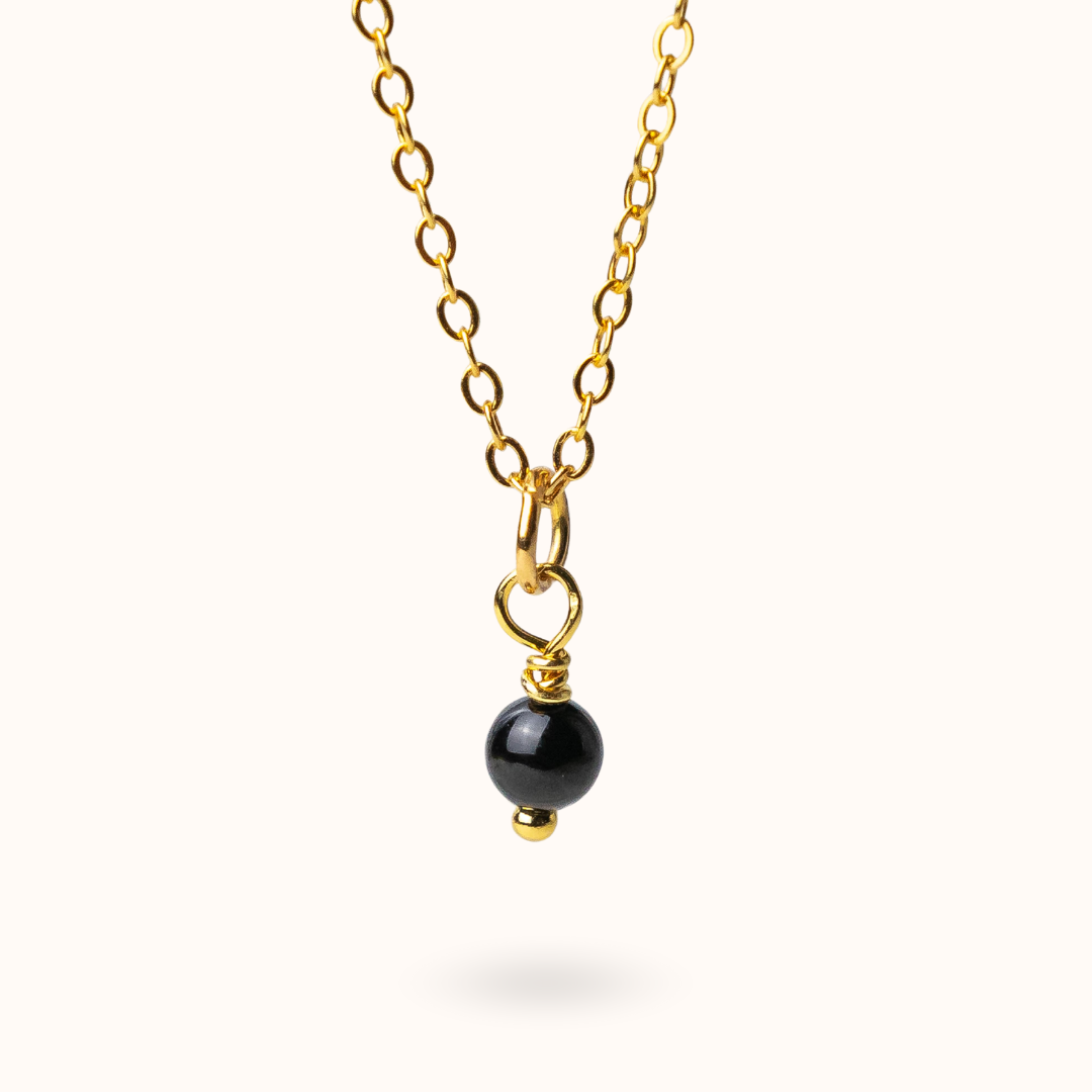 Fine Line Necklace Onyx Ball Gold