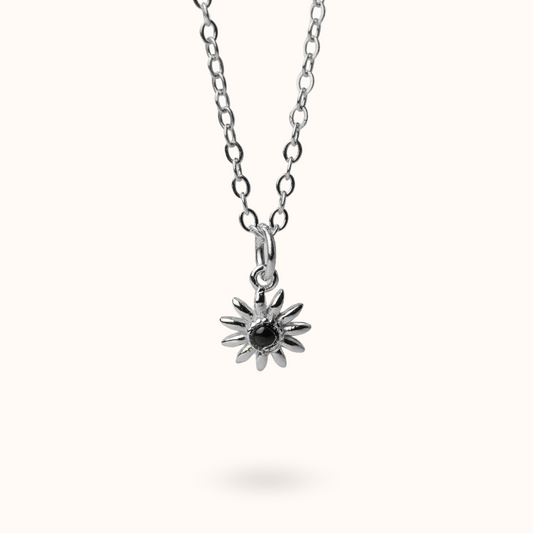 Fine Line Necklace Onyx (Anti Stress) Flower Silver