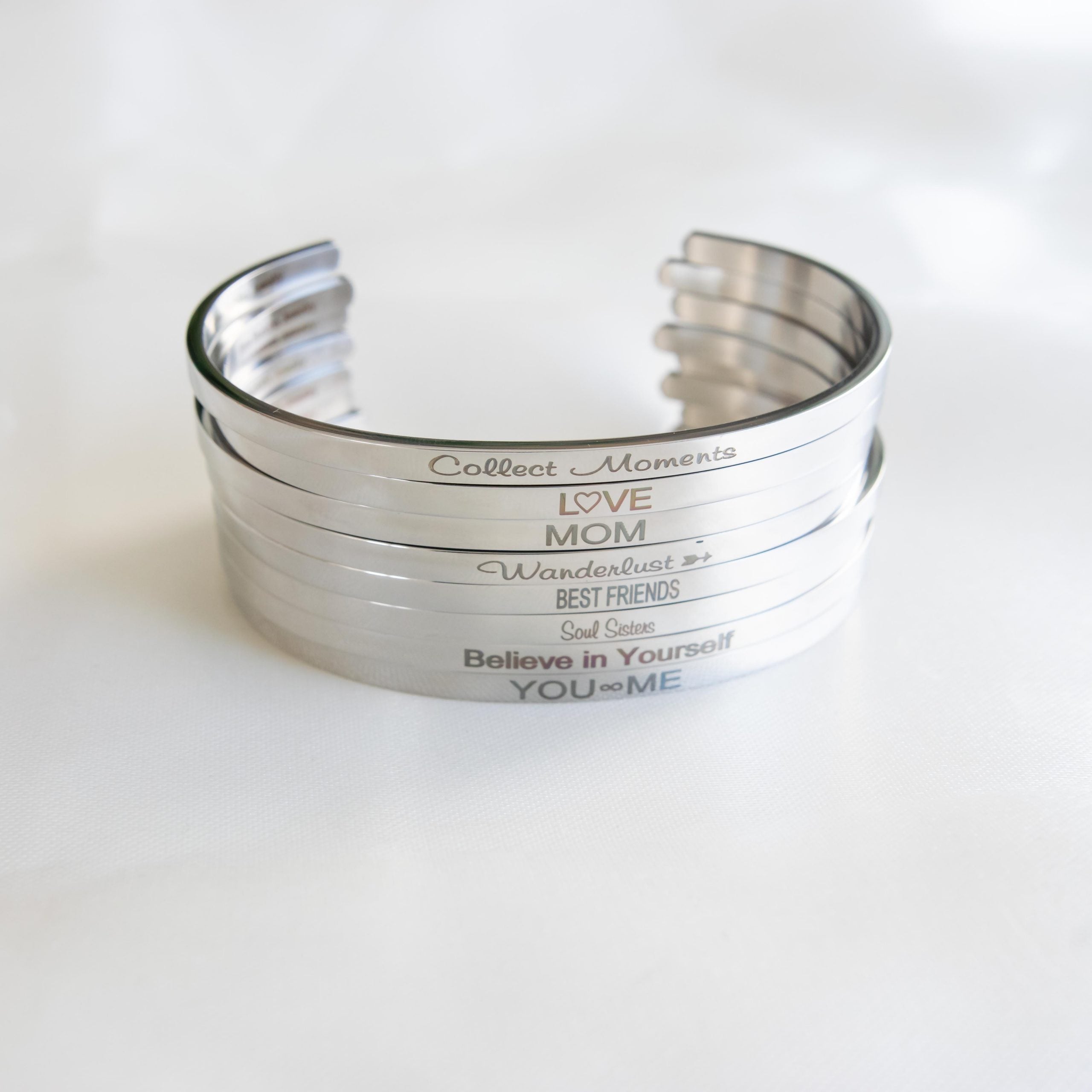 Bangle - LOVE - Silver