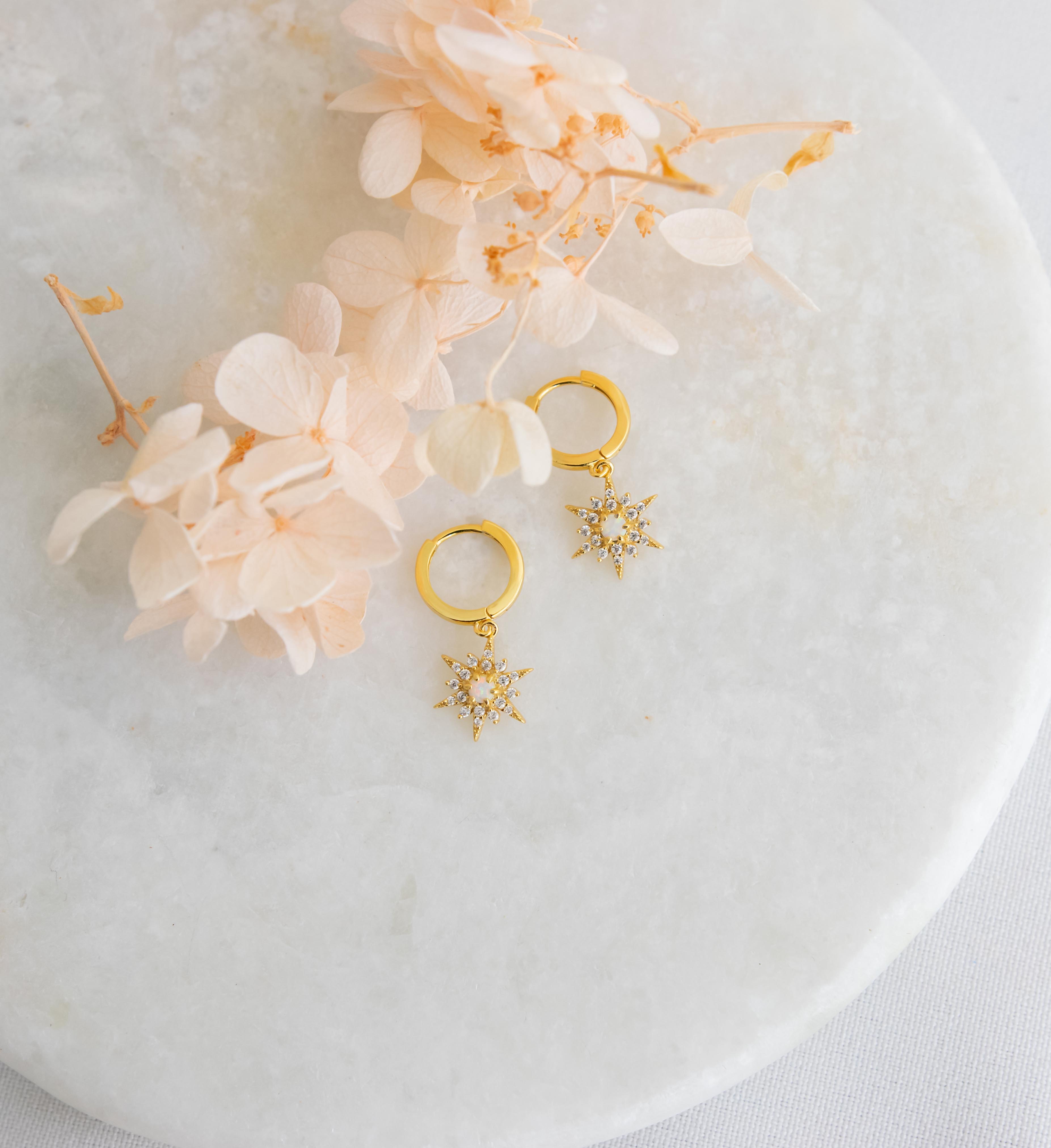 Opal Star Earring Gold