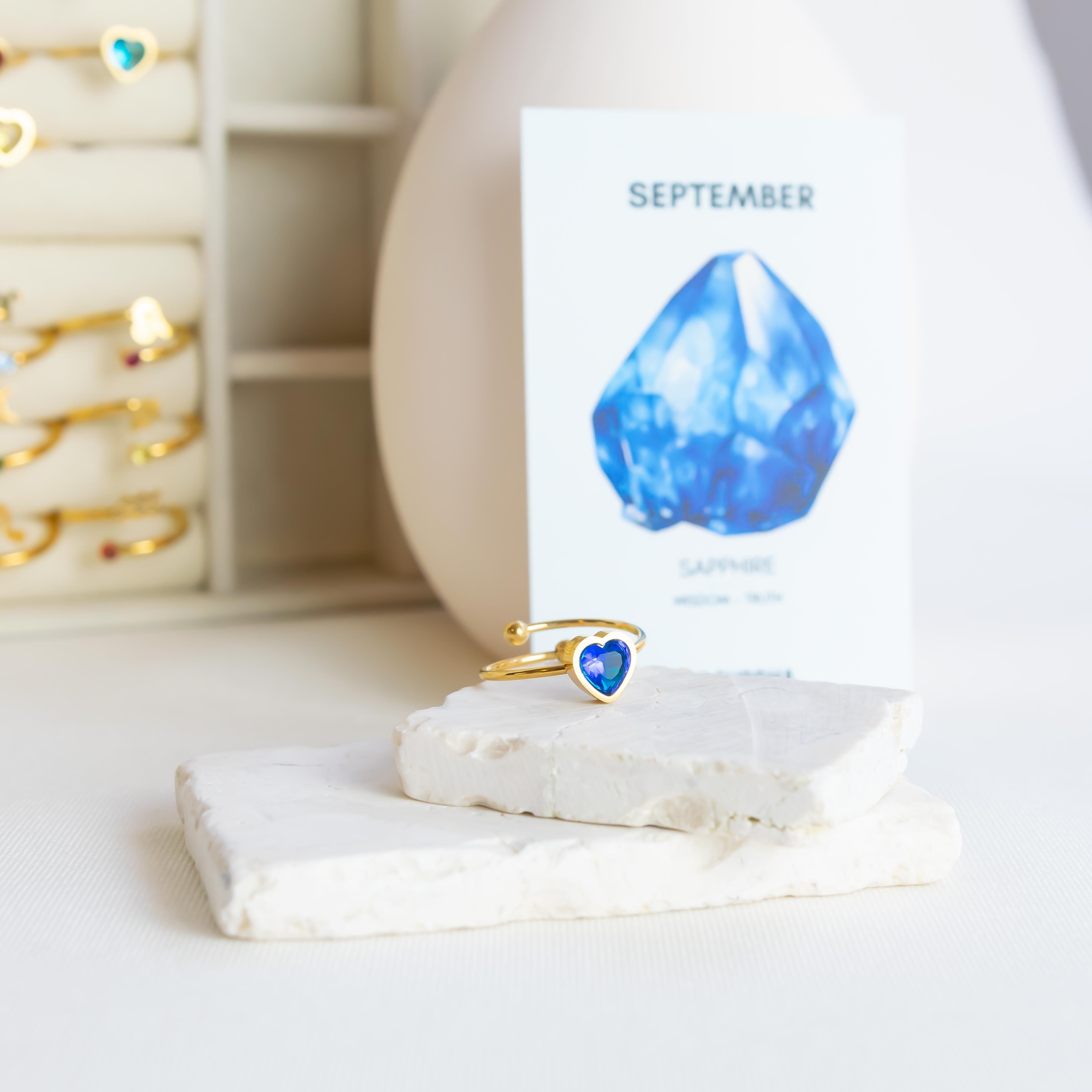 Herzring mit Geburtsstein für September – Saphir
