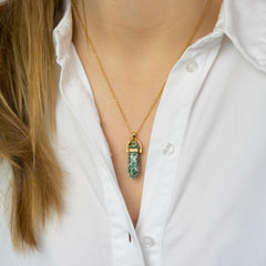 Halskette mit Anhänger aus chinesischer Jade (Glück) aus Gold