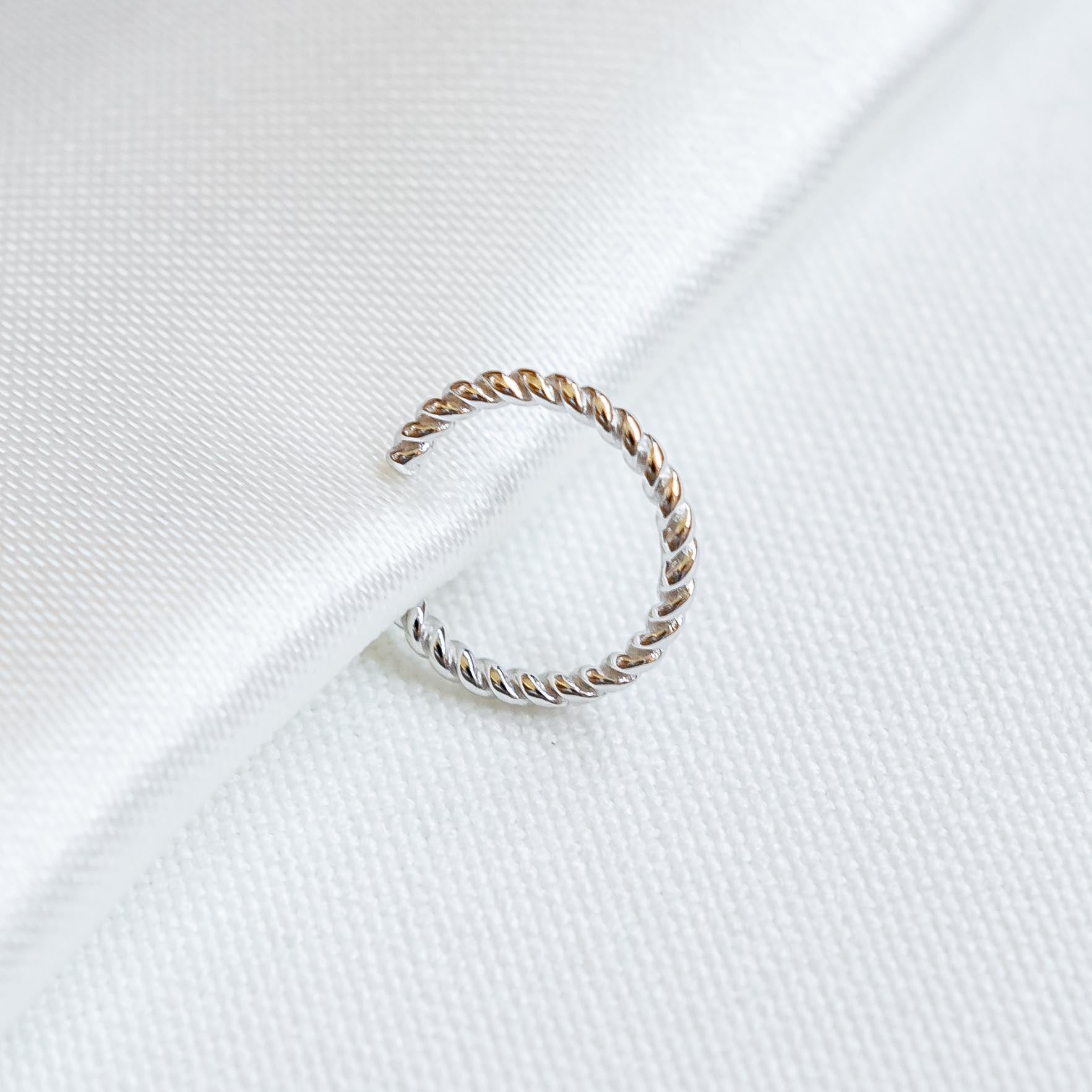 Twisted Earcuff